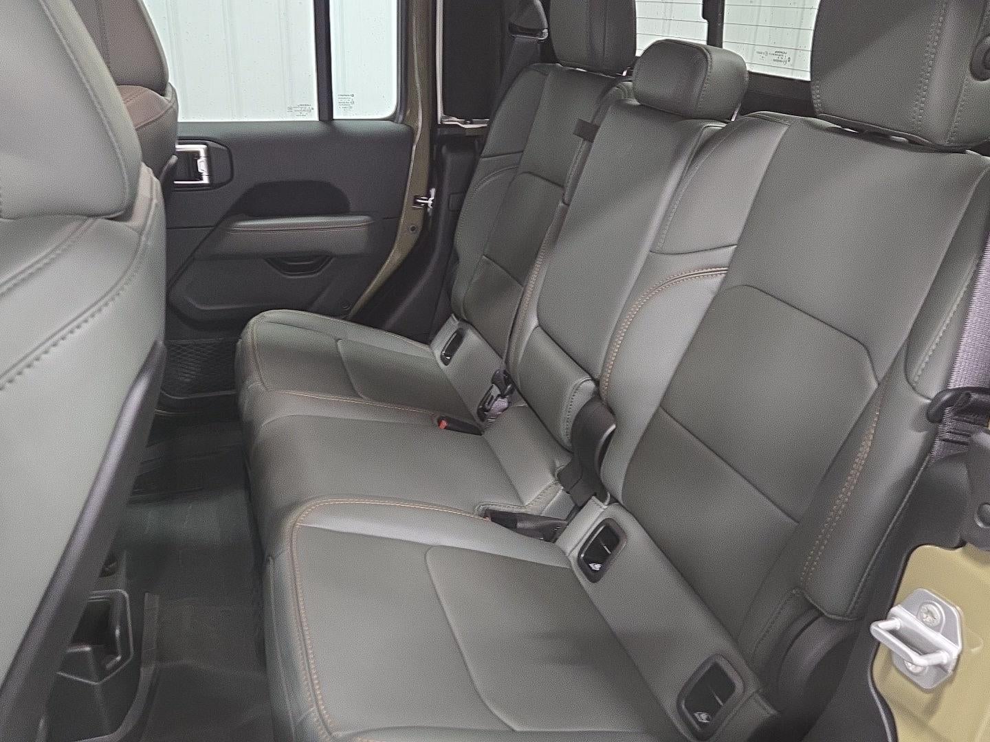 2025 Jeep Gladiator Mojave X