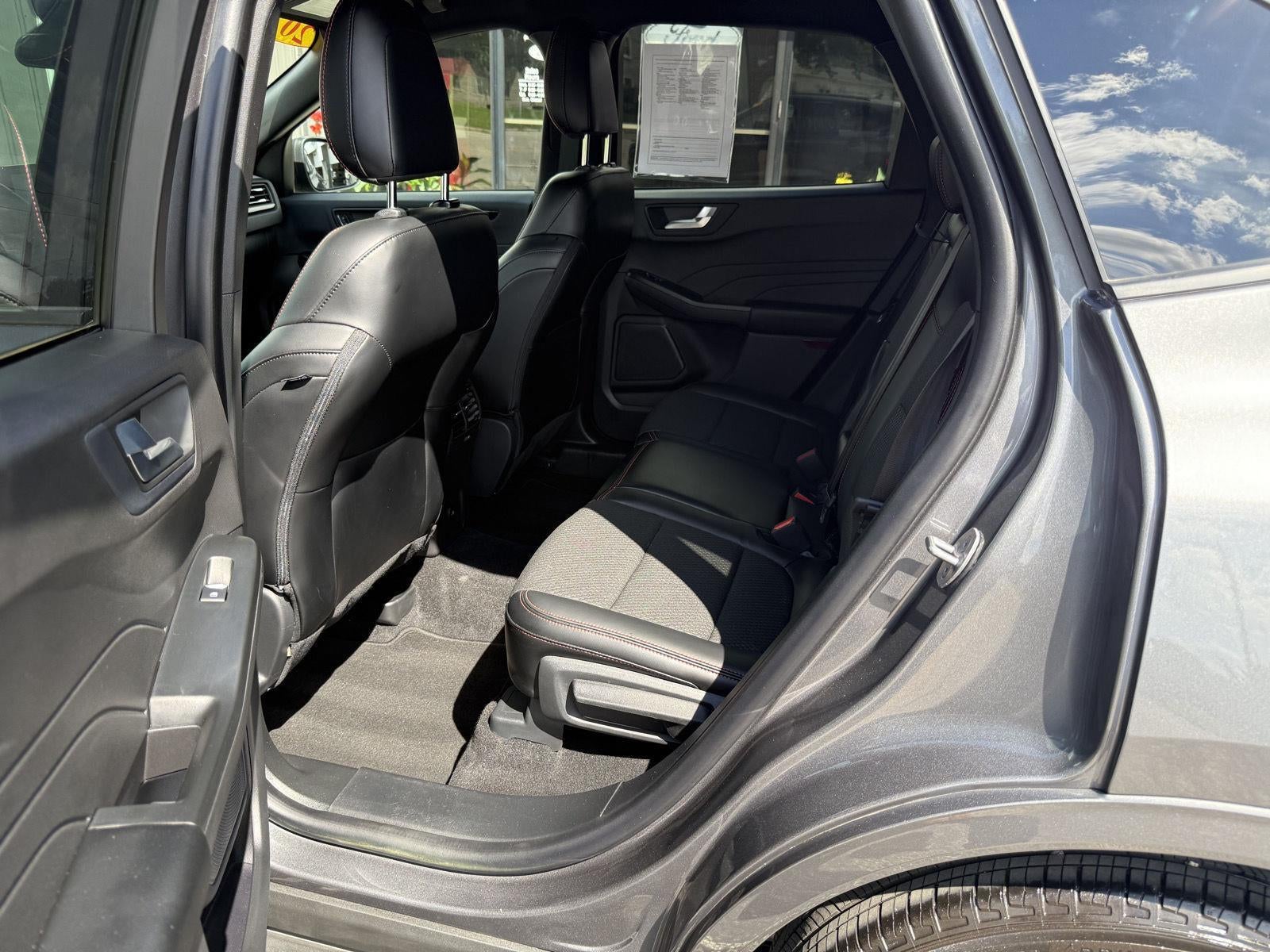 2024 Ford ESCAPE ST-LINE AWD