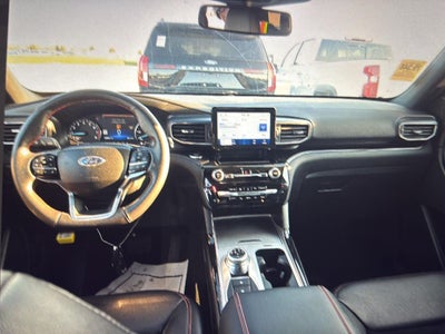 2024 Ford Explorer ST-Line