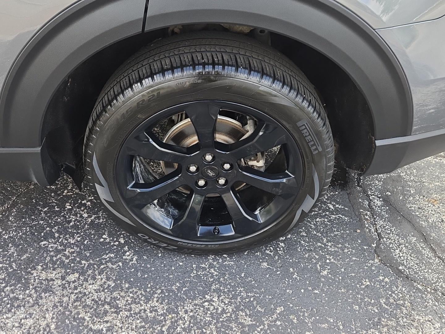 2024 Ford Explorer ST-Line