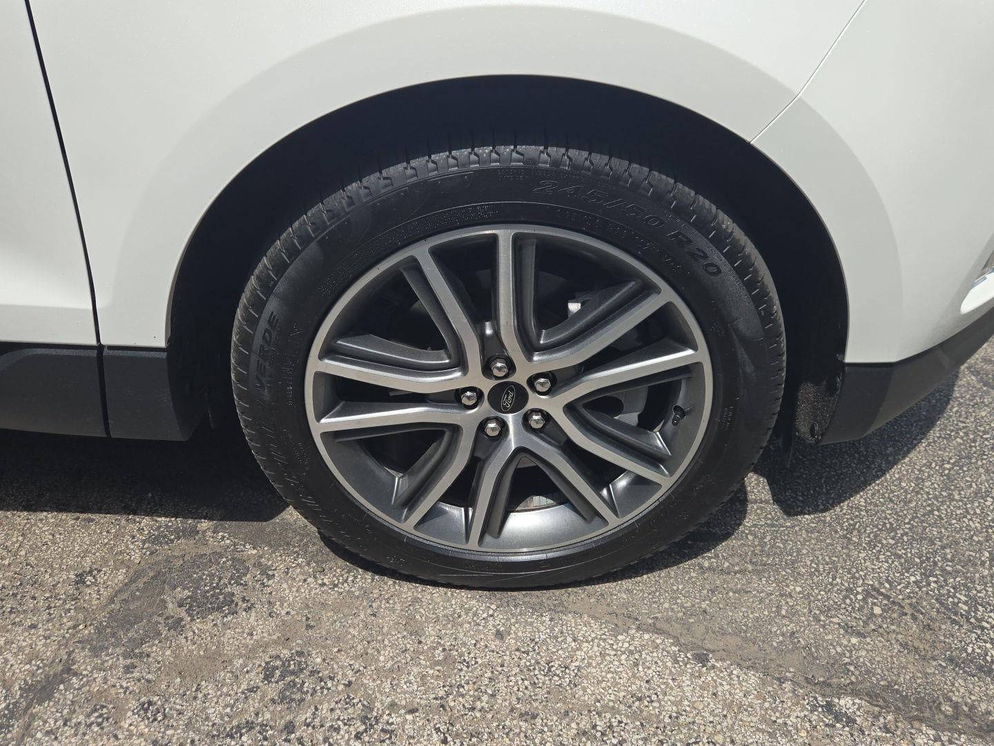 2024 Ford Edge Titanium