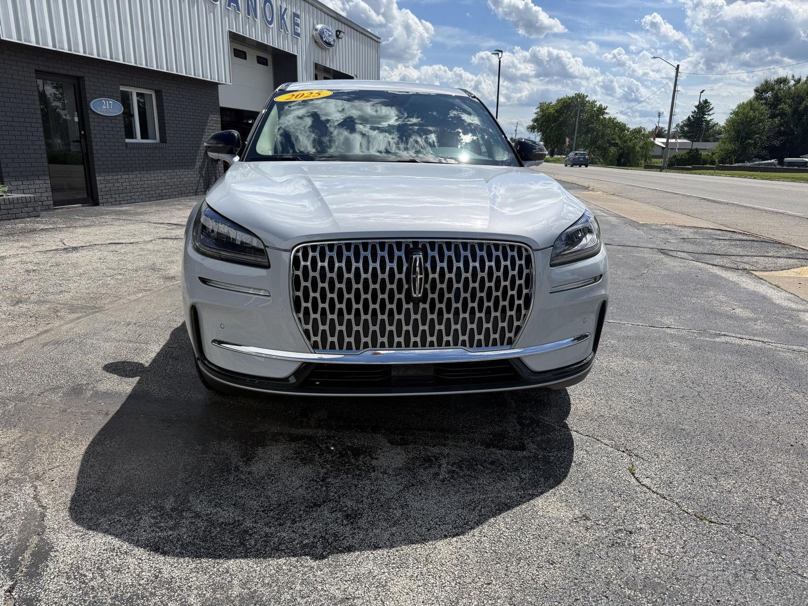 2025 Lincoln CORSAIR PREMIERE AWD