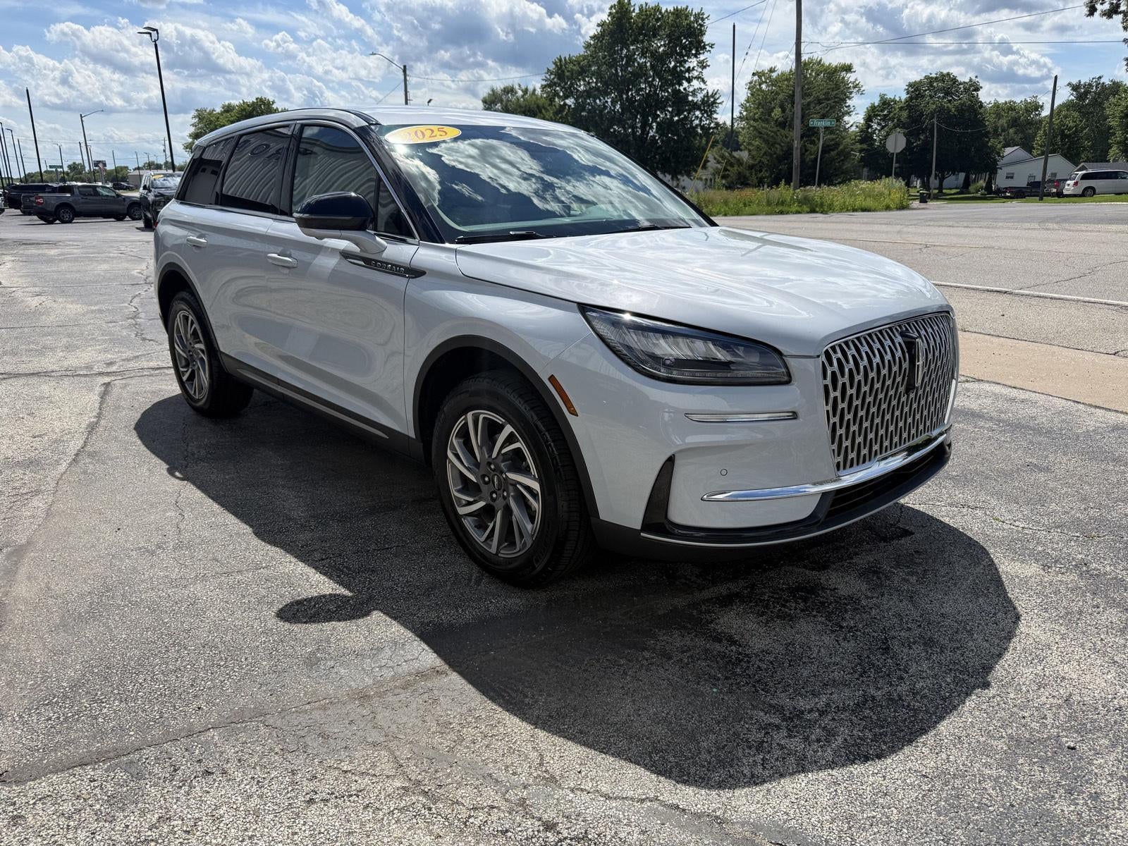 2025 Lincoln CORSAIR PREMIERE AWD