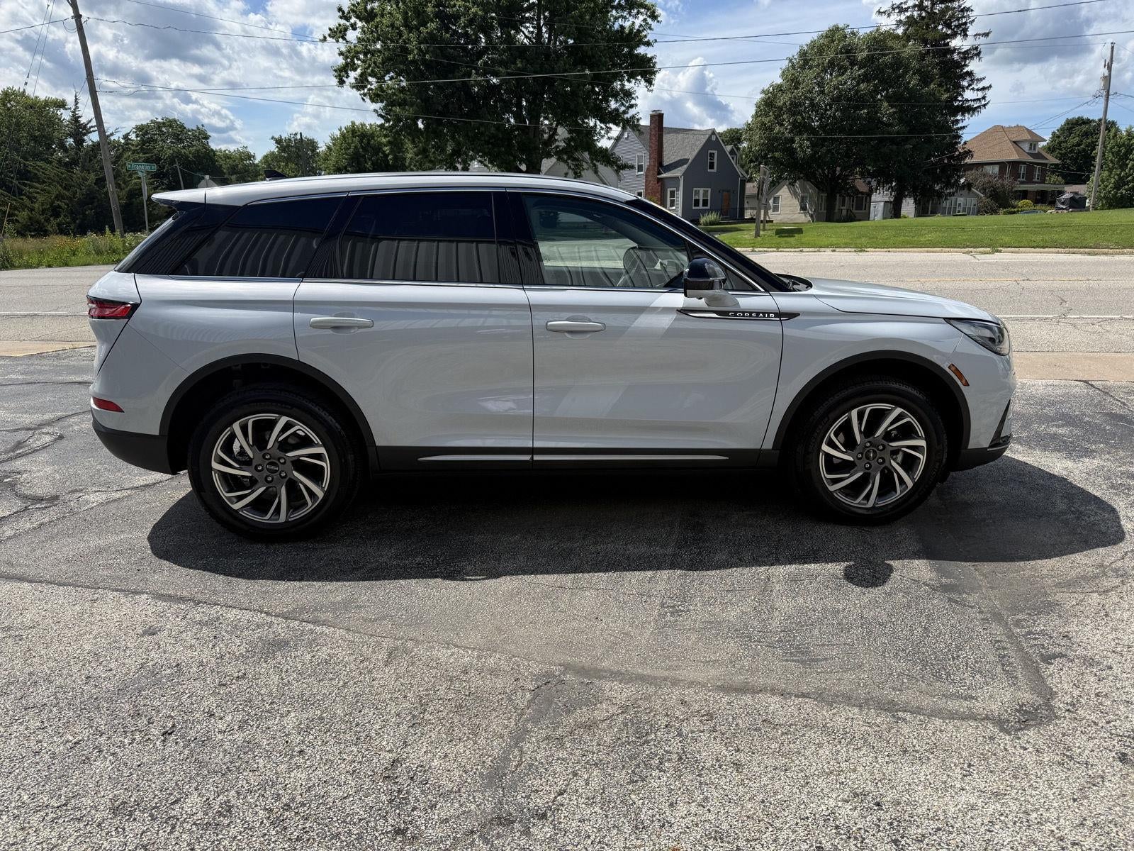 2025 Lincoln CORSAIR PREMIERE AWD