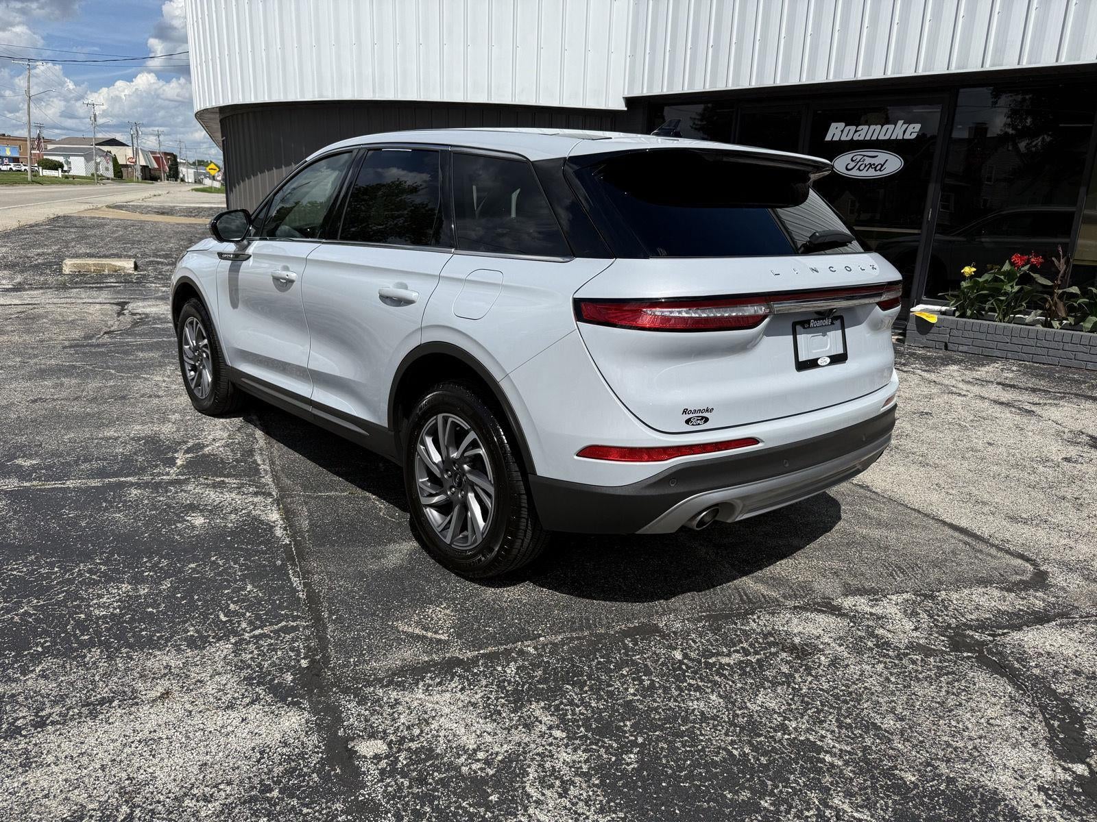 2025 Lincoln CORSAIR PREMIERE AWD
