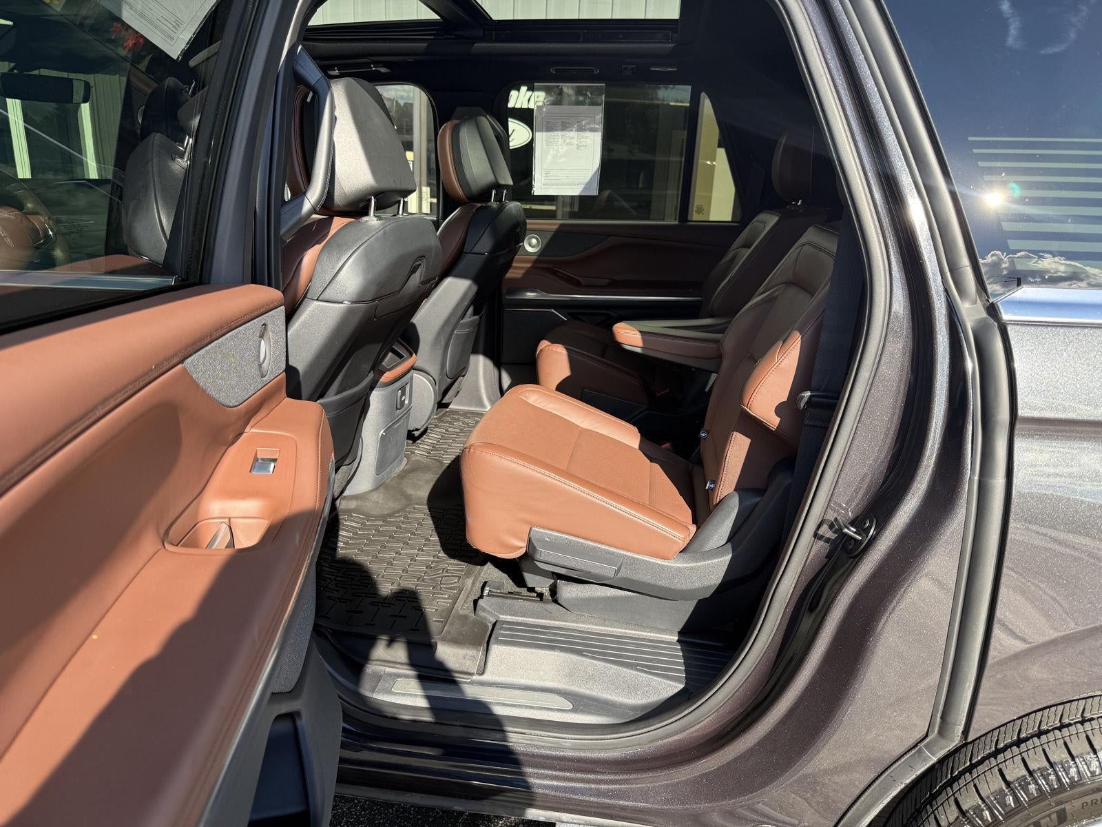 2025 Lincoln NAVIGATOR L RESERVE 4X4