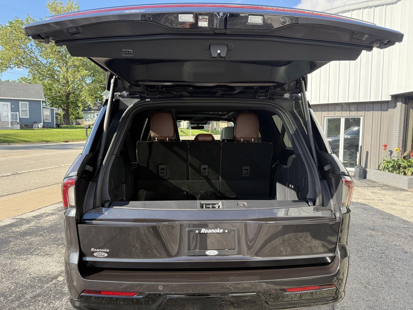 2025 Lincoln NAVIGATOR L RESERVE 4X4