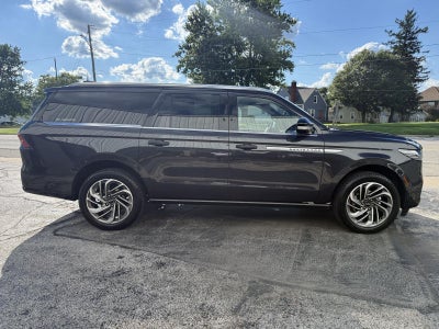 2025 Lincoln NAVIGATOR L RESERVE 4X4