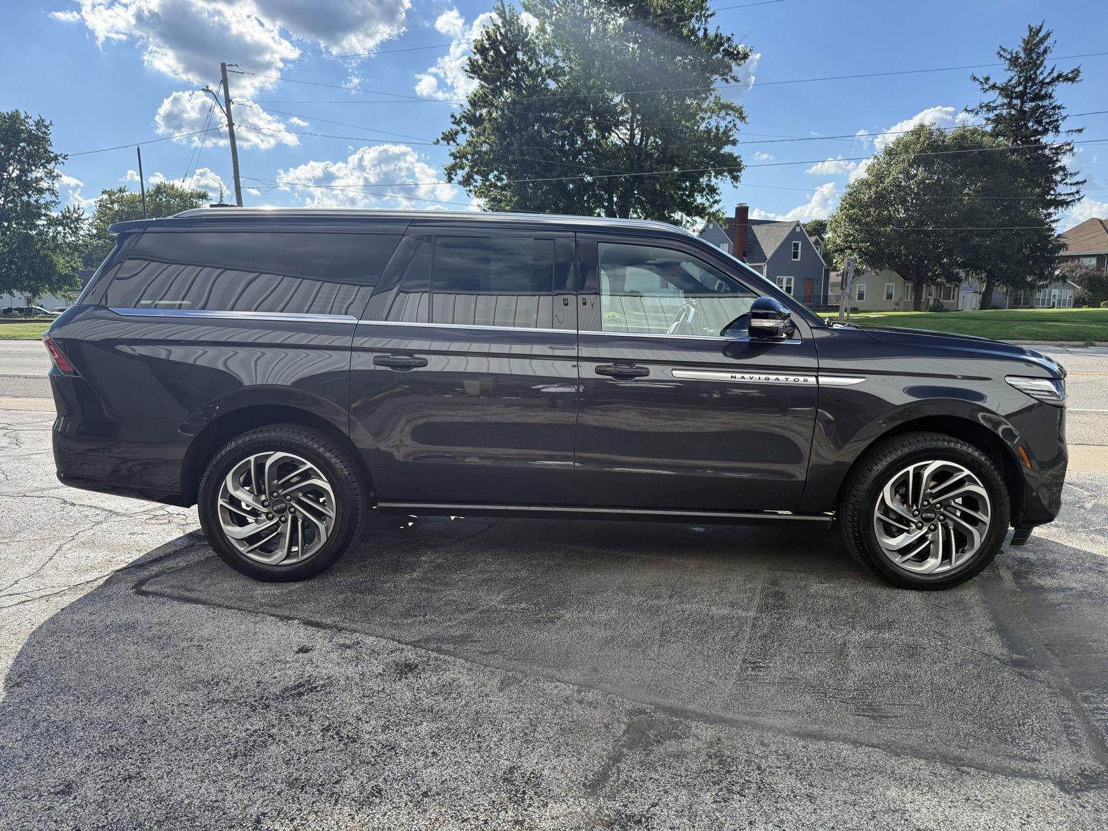 2025 Lincoln NAVIGATOR L RESERVE 4X4