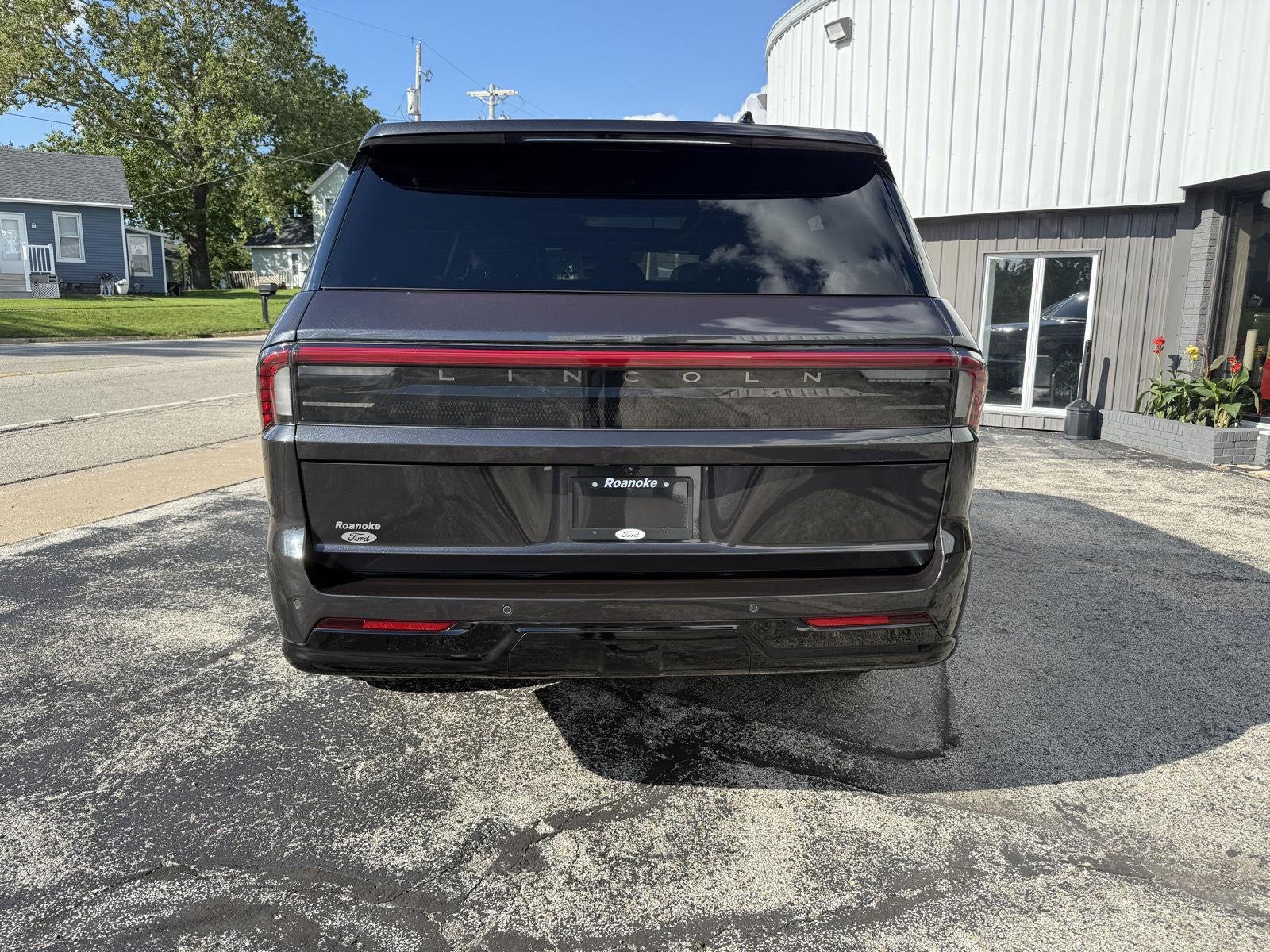 2025 Lincoln NAVIGATOR L RESERVE 4X4