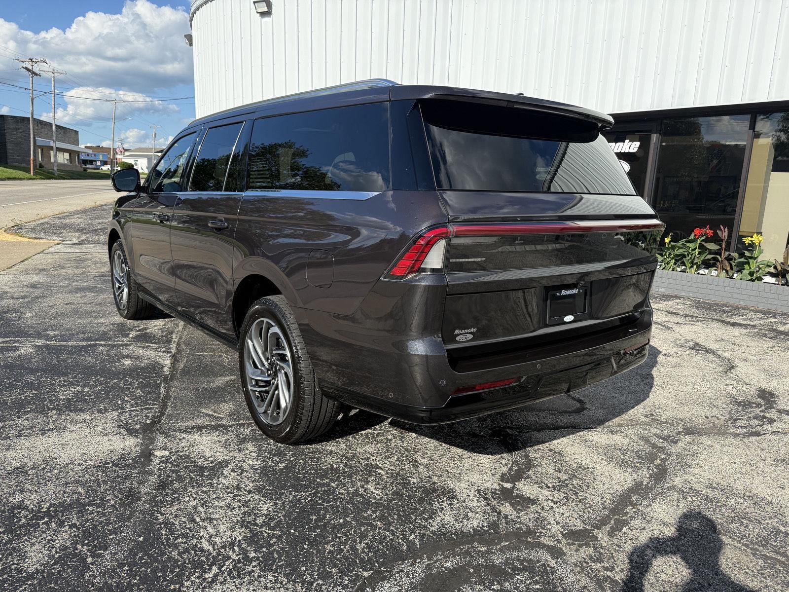 2025 Lincoln NAVIGATOR L RESERVE 4X4