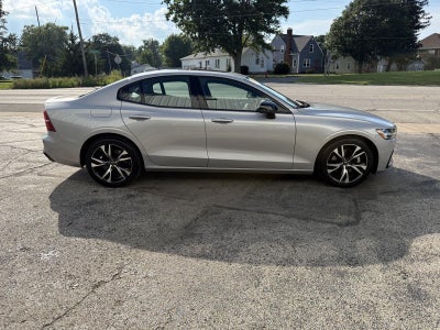 2024 Volvo S60 Core Dark Theme