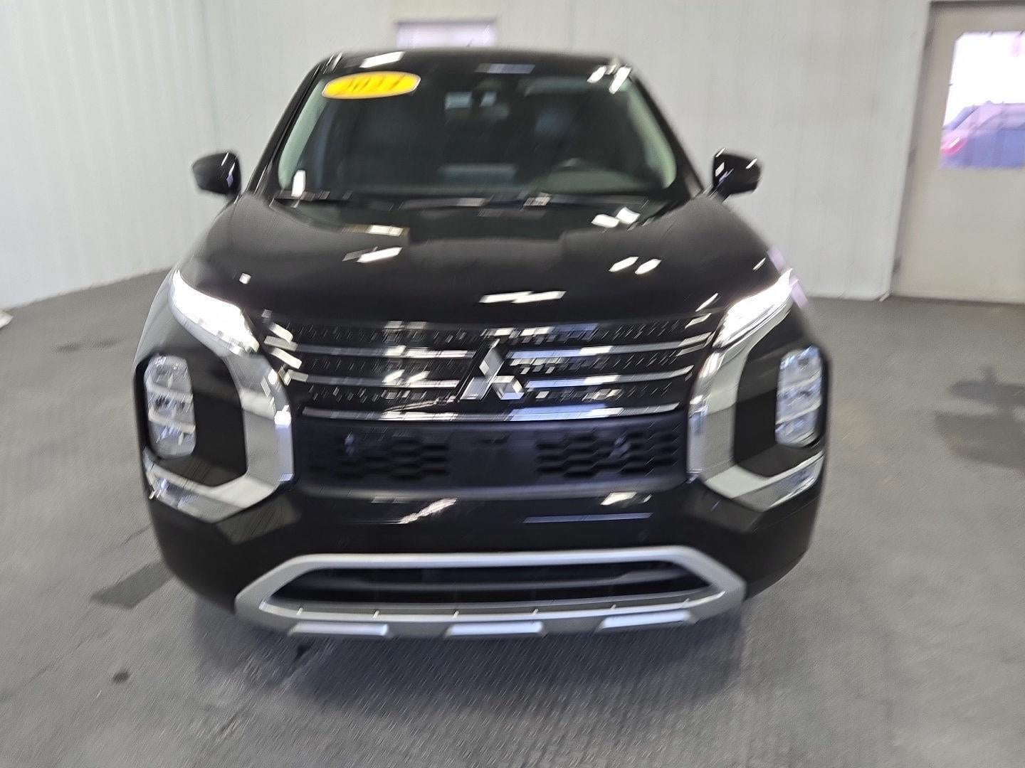 2024 Mitsubishi OUTLANDER SE BLACK EDITION FWD