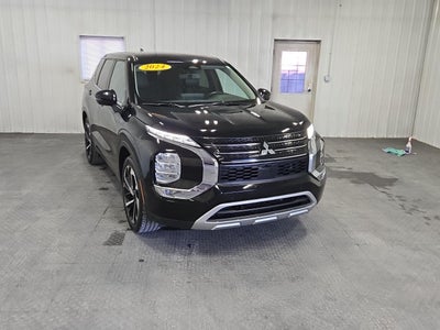 2024 Mitsubishi OUTLANDER SE BLACK EDITION FWD