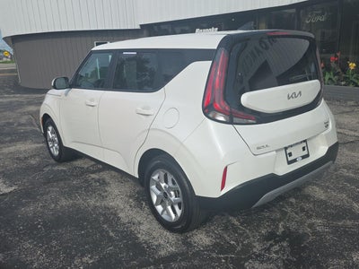 2025 Kia SOUL LX FWD
