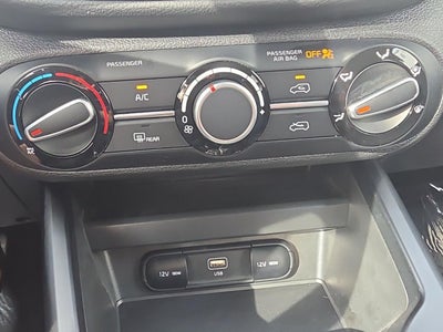 2025 Kia SOUL LX FWD