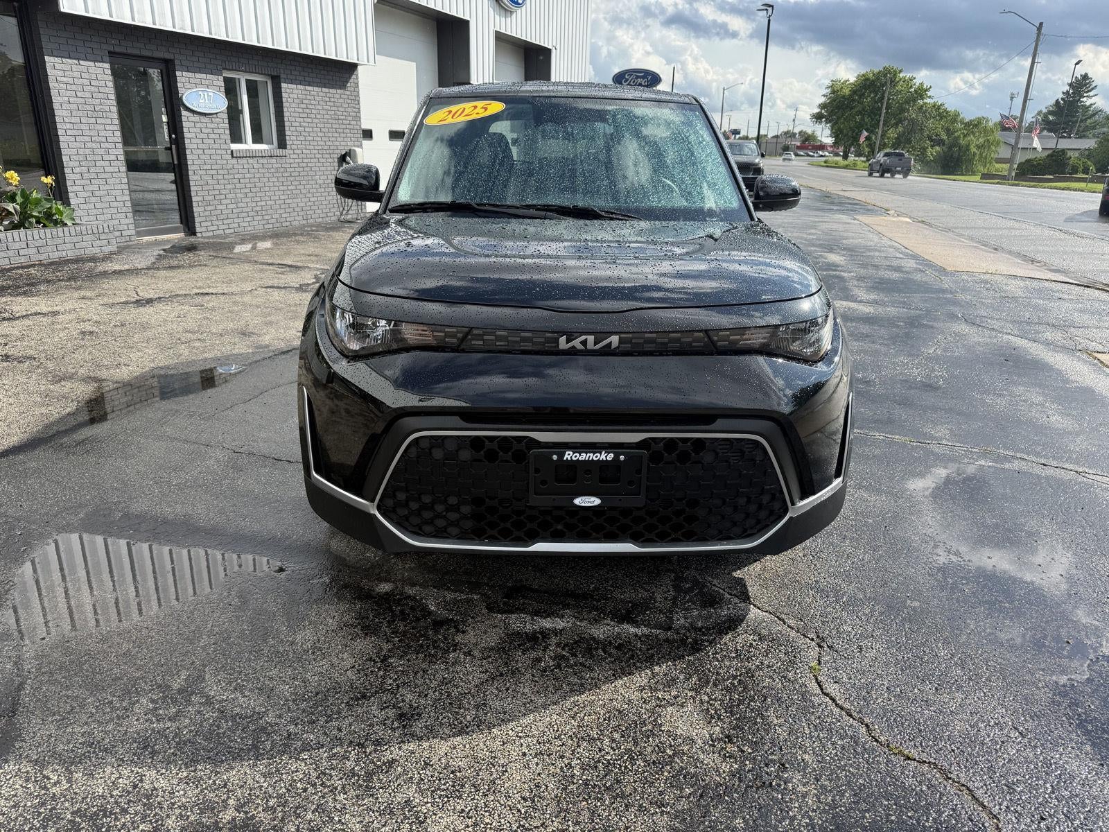 2025 Kia SOUL LX FWD
