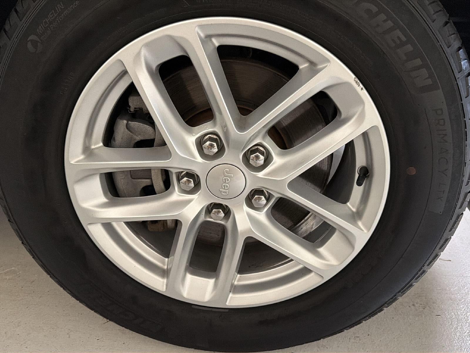 2023 Jeep Grand Cherokee L Laredo