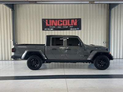 2022 Jeep Gladiator Willys