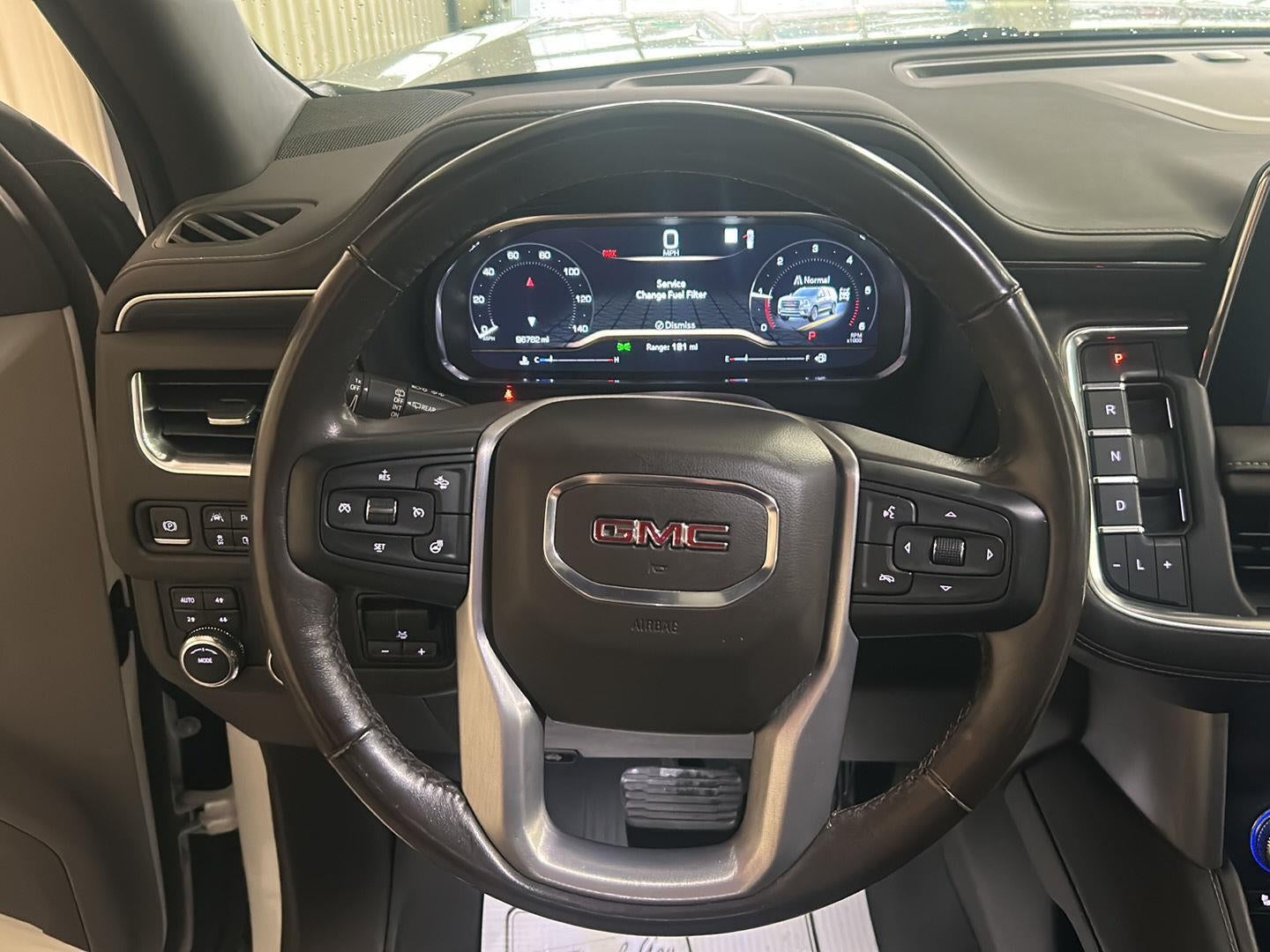 2022 GMC Yukon XL SLT