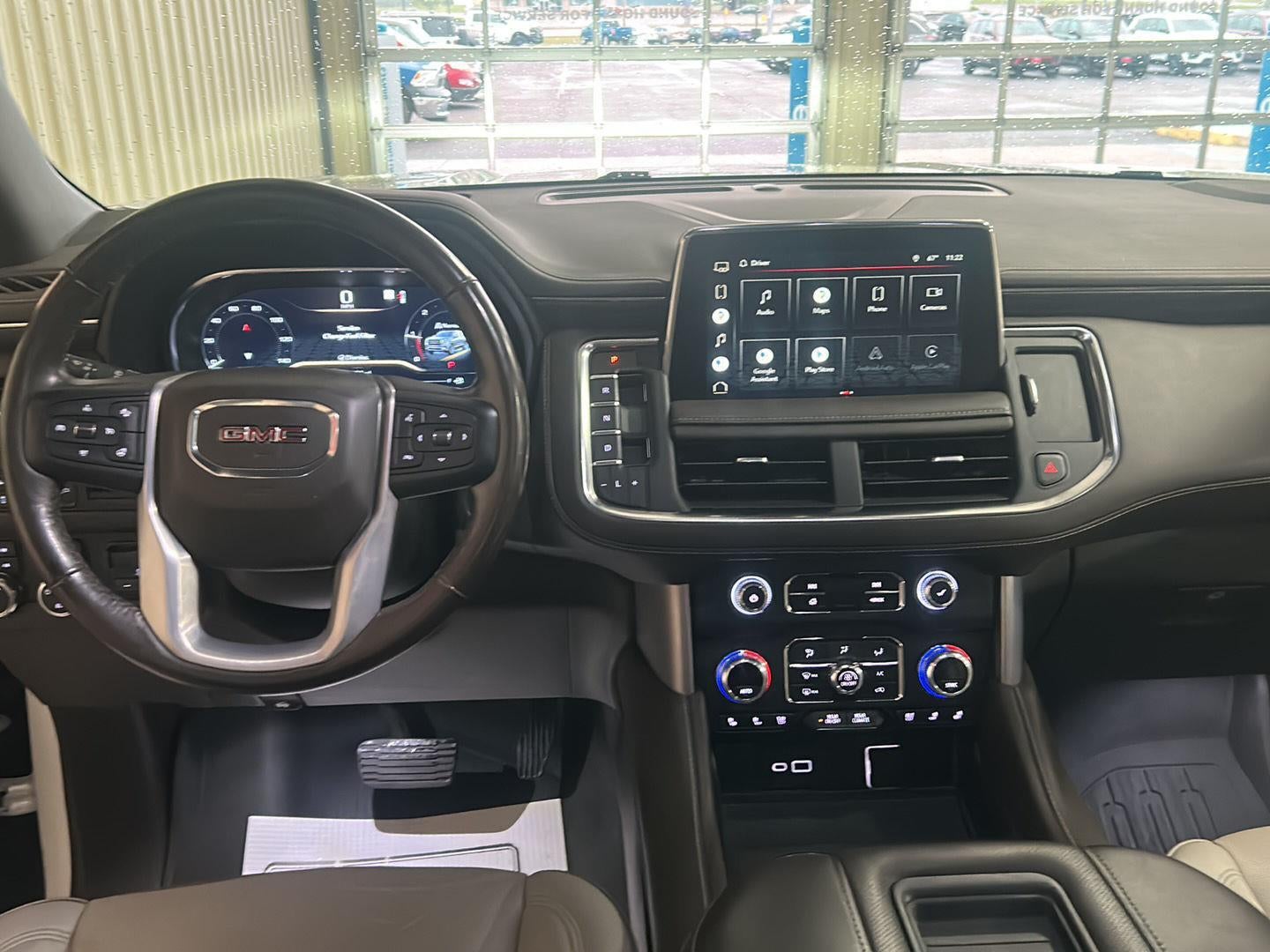 2022 GMC Yukon XL SLT