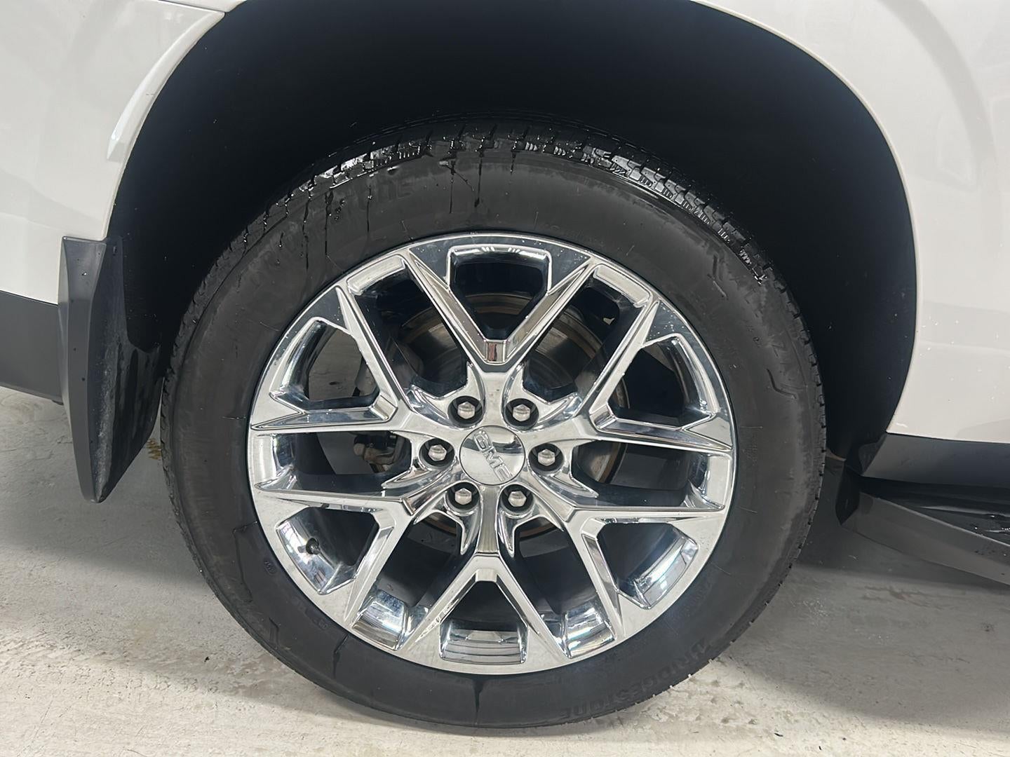 2022 GMC Yukon XL SLT