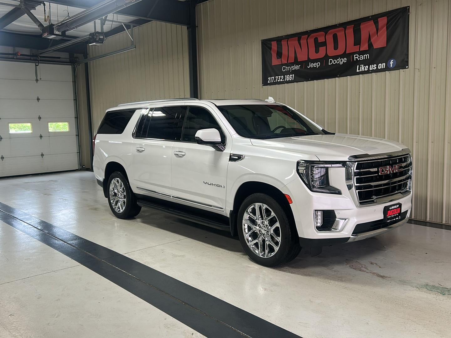 2022 GMC Yukon XL SLT