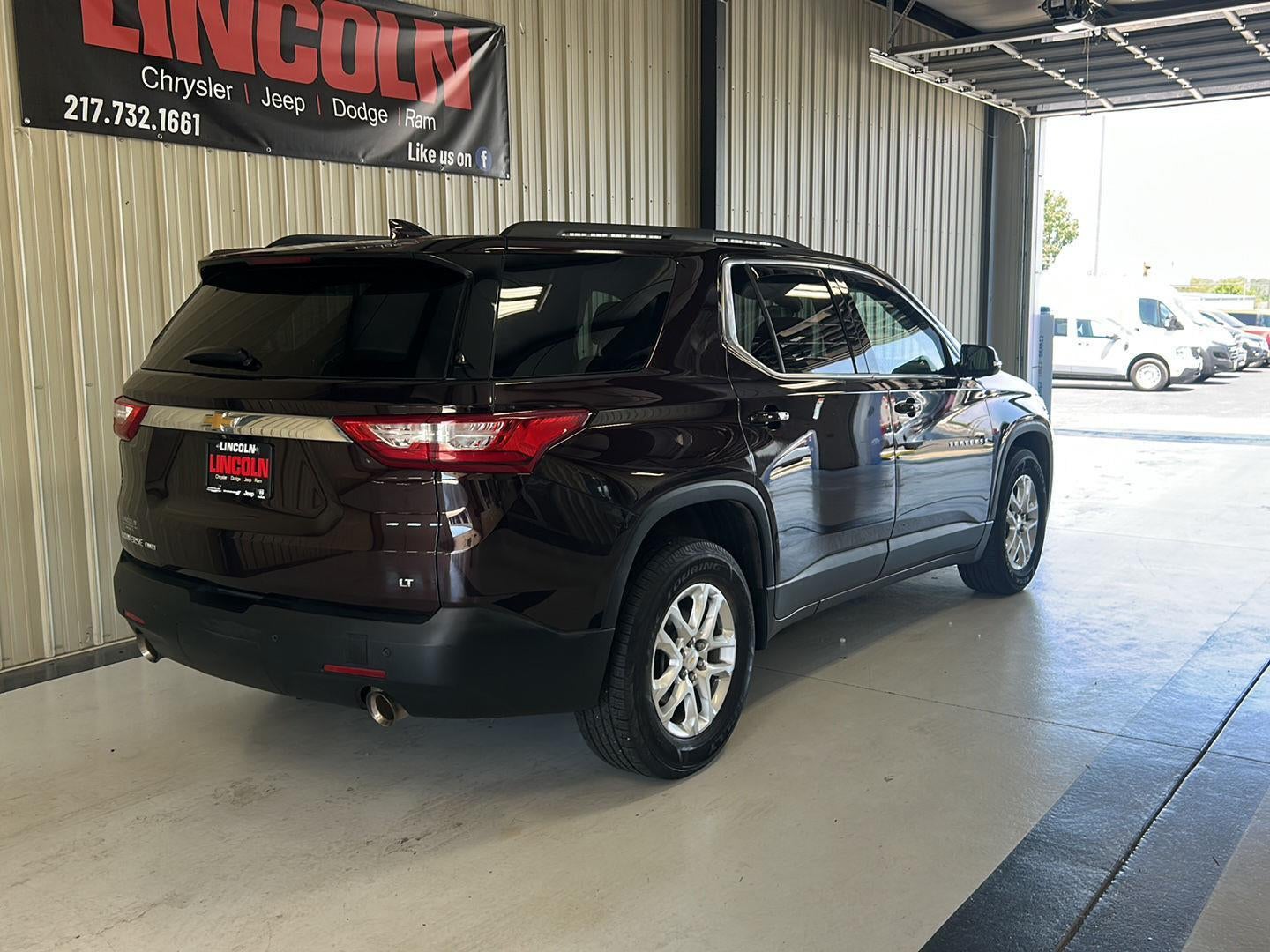 2021 Chevrolet Traverse LT Cloth
