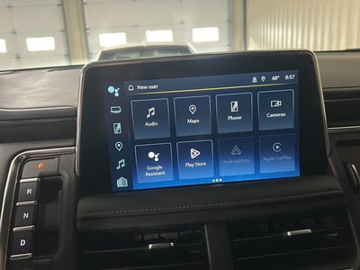 2022 Chevrolet Suburban LT