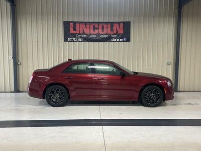 2019 Chrysler 300 Touring