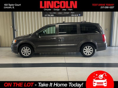 2015 Chrysler Town & Country Touring