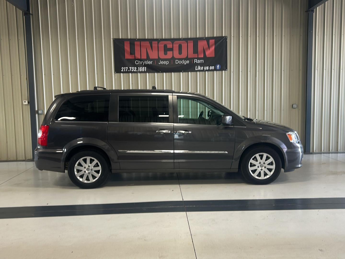 2015 Chrysler Town & Country Touring