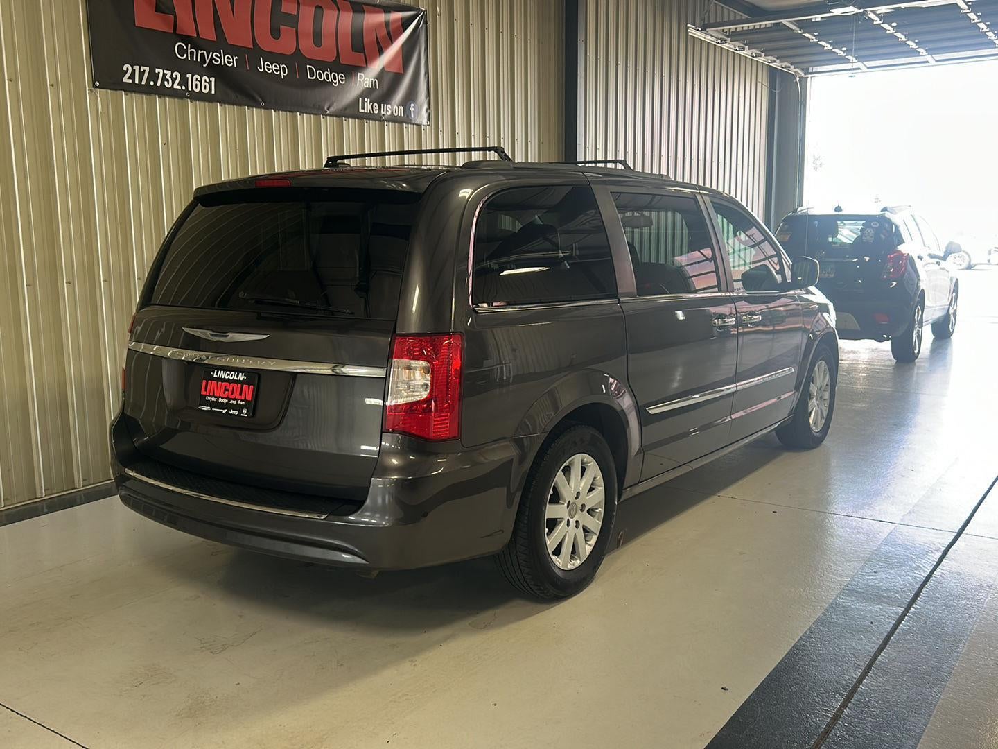 2015 Chrysler Town & Country Touring