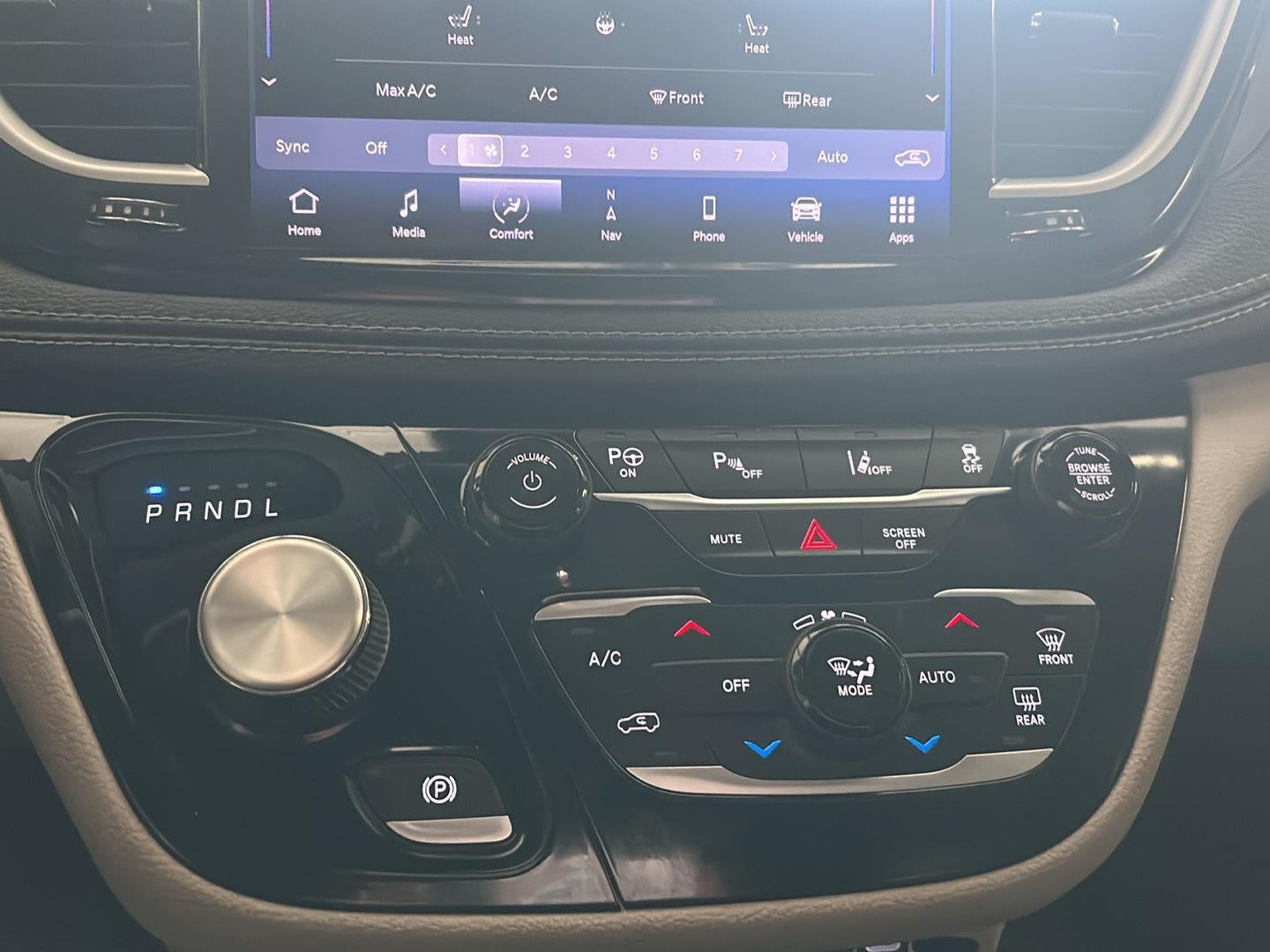 2022 Chrysler Pacifica Hybrid Touring L