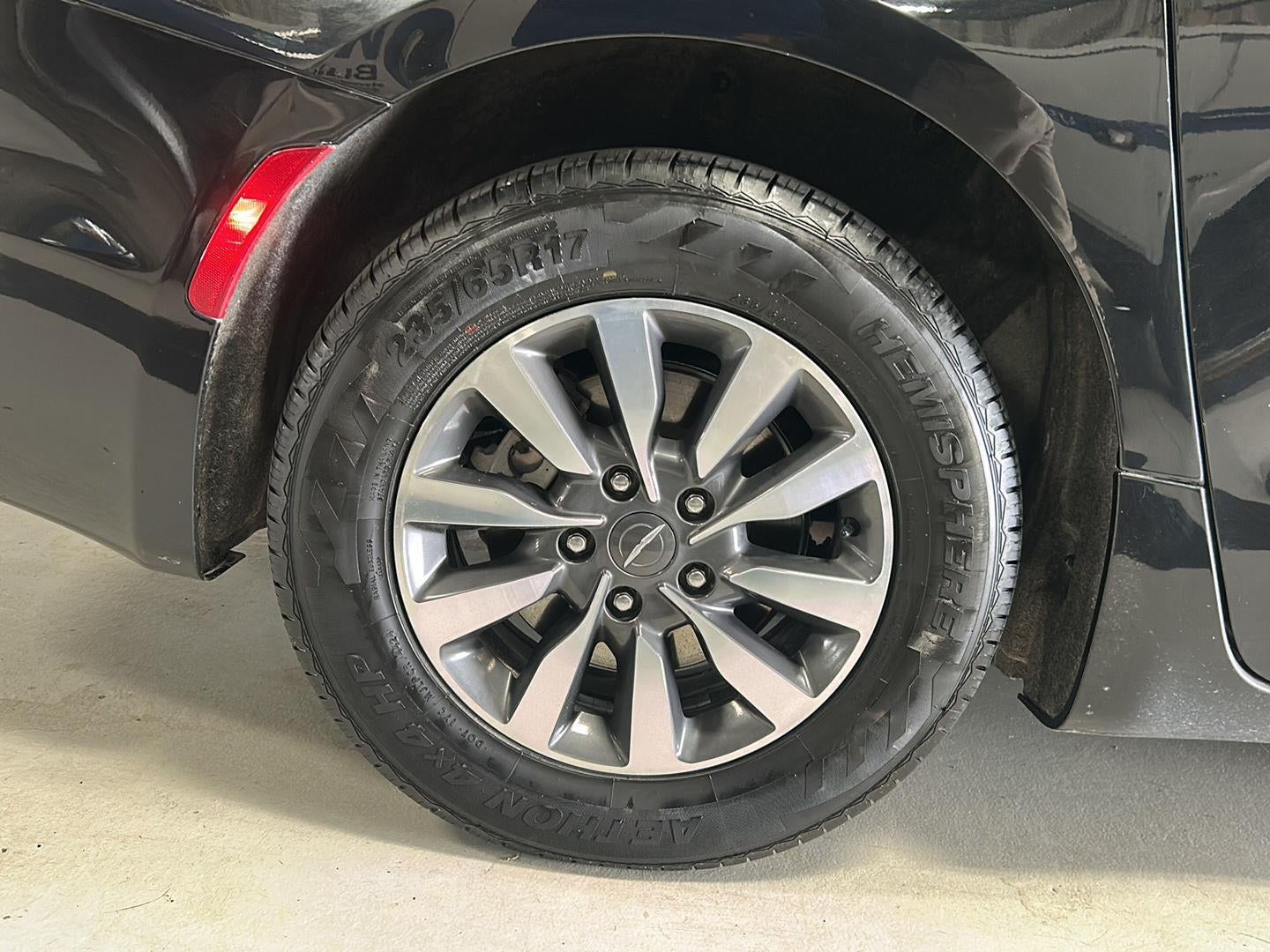 2022 Chrysler Pacifica Hybrid Touring L