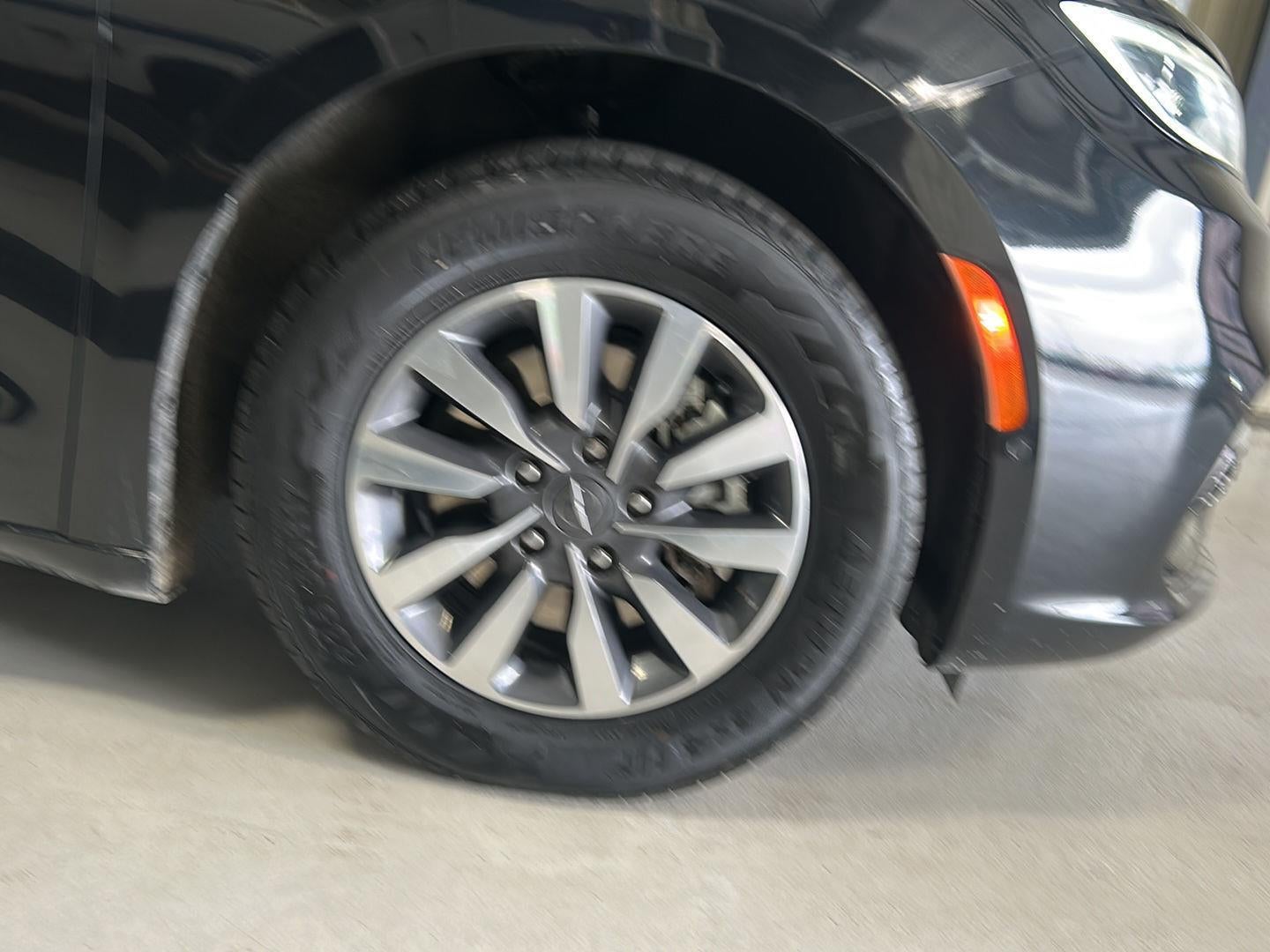 2022 Chrysler Pacifica Hybrid Touring L