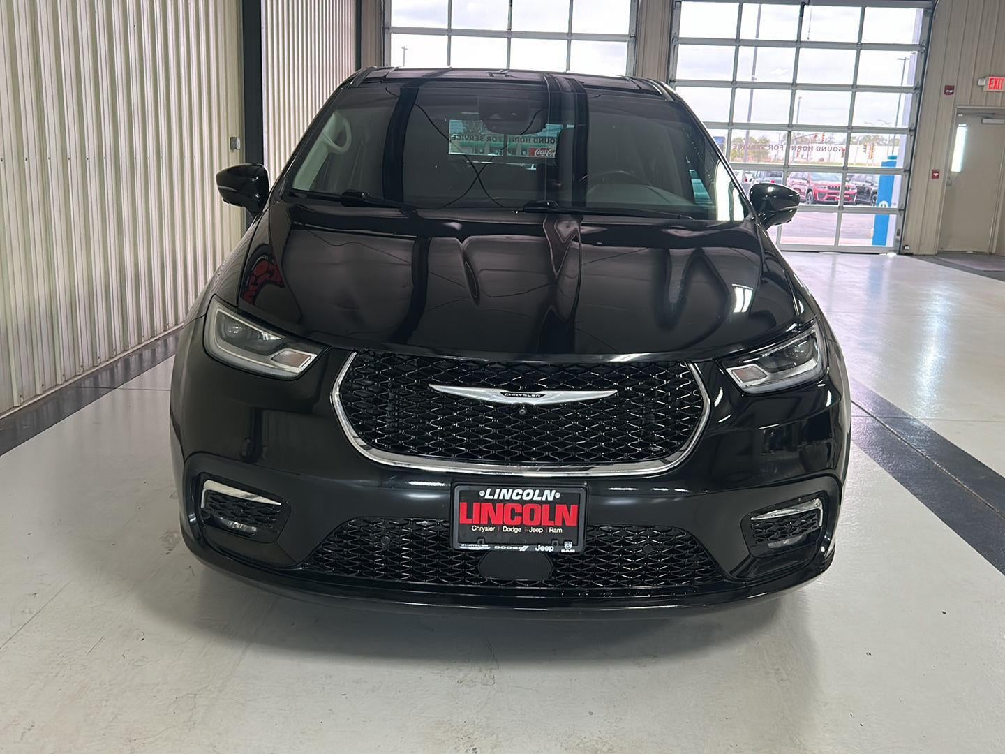 2022 Chrysler Pacifica Hybrid Touring L