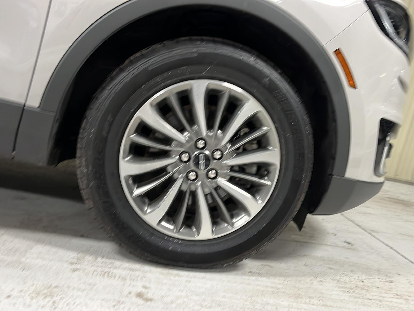 2020 Lincoln Nautilus Standard