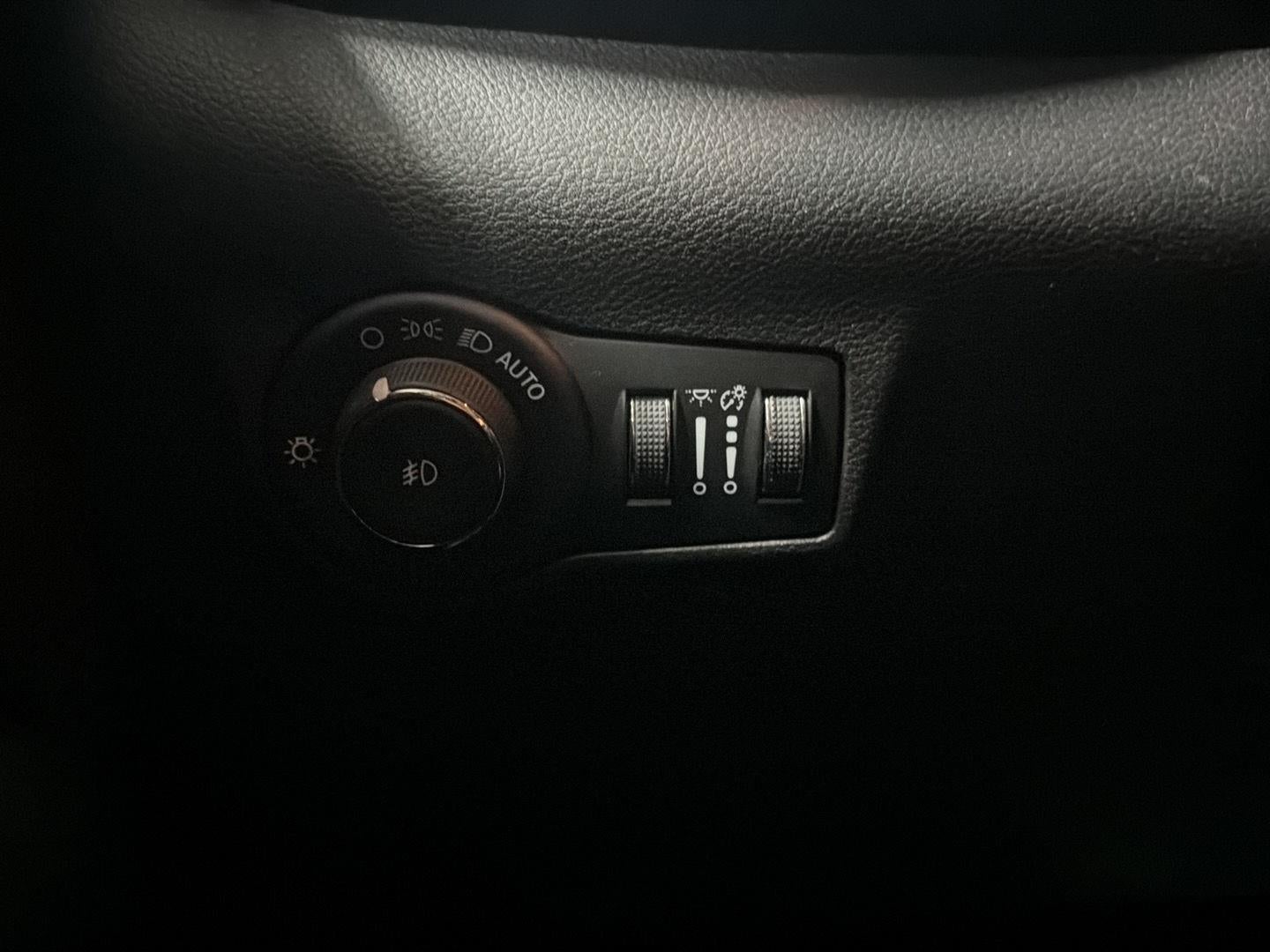 2023 Jeep COMPASS SUV