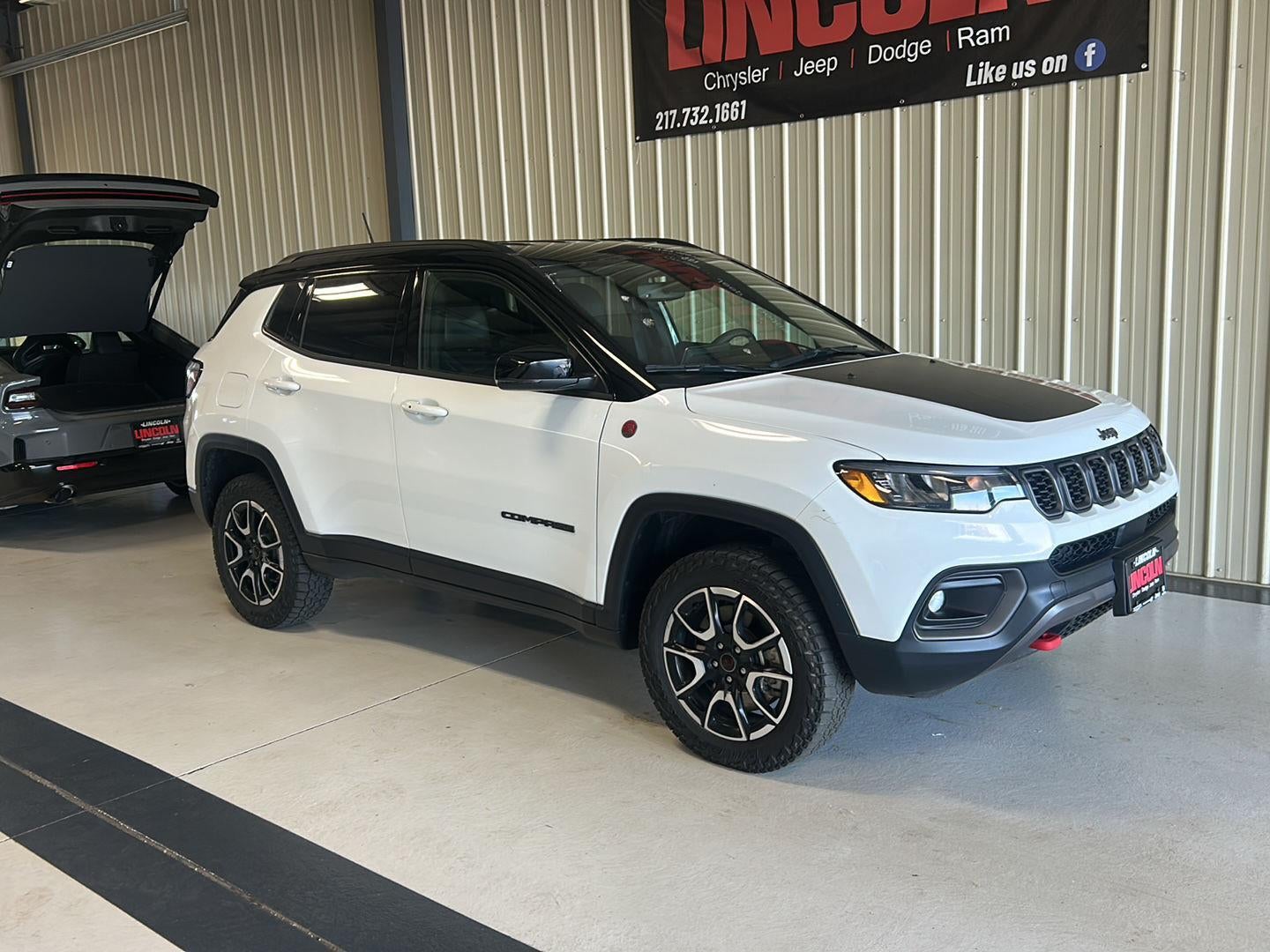 2025 Jeep Compass Trailhawk