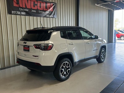 2025 Jeep Compass Trailhawk
