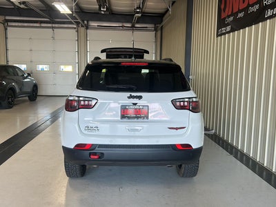 2025 Jeep Compass Trailhawk