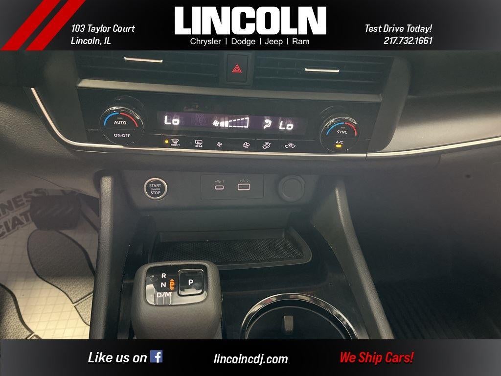 2023 Nissan Rogue SV