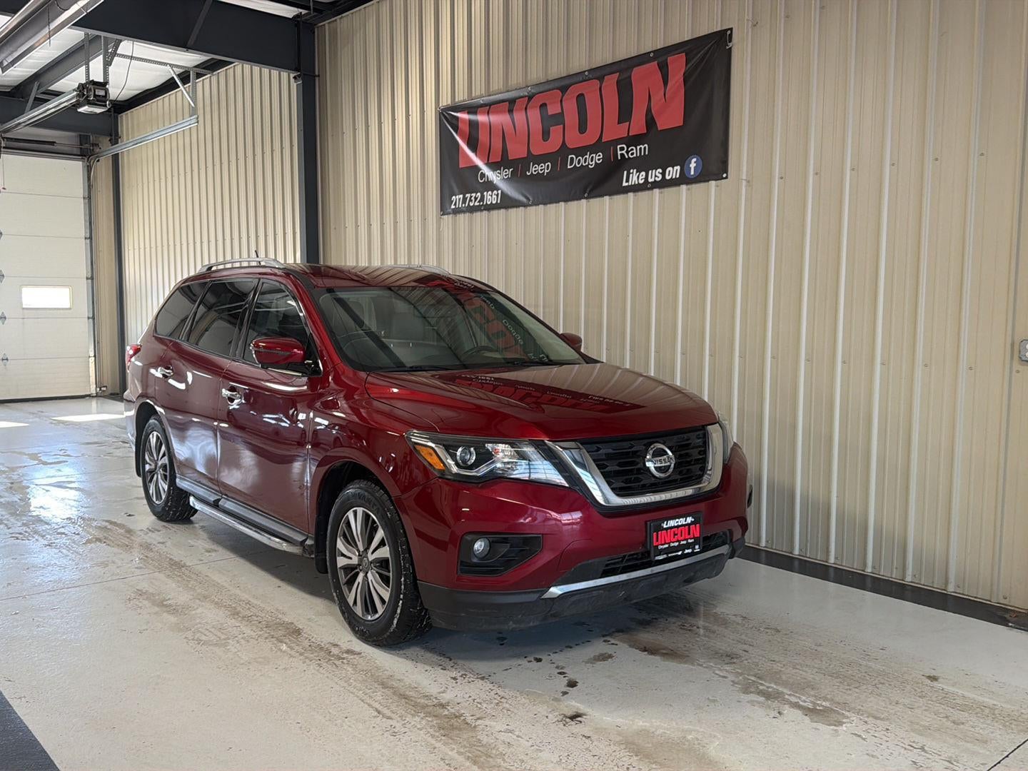 2018 Nissan Pathfinder SL