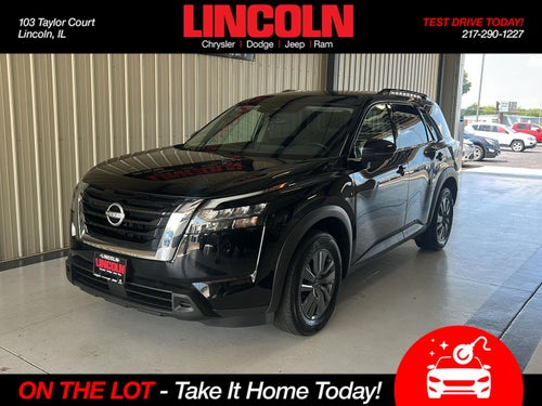 2024 Nissan Pathfinder SV