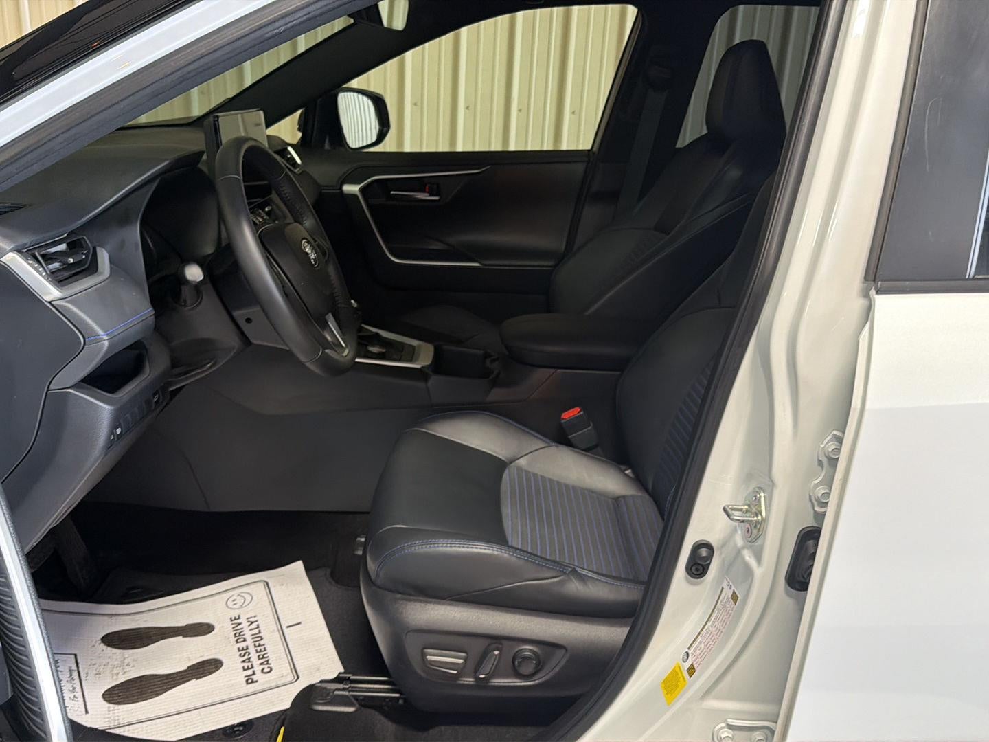 2025 Toyota RAV4 Hybrid XSE