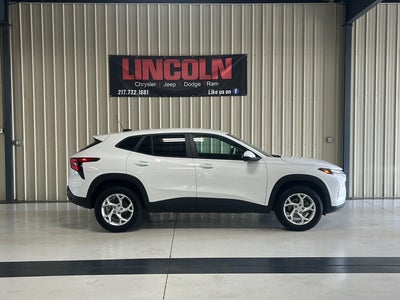 2025 Chevrolet Trax LS