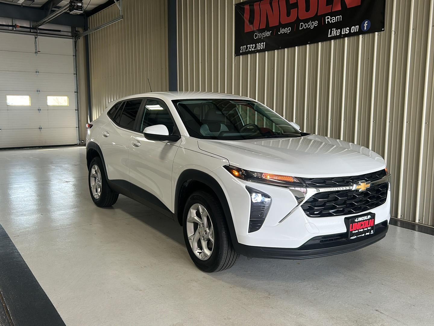 2025 Chevrolet Trax LS