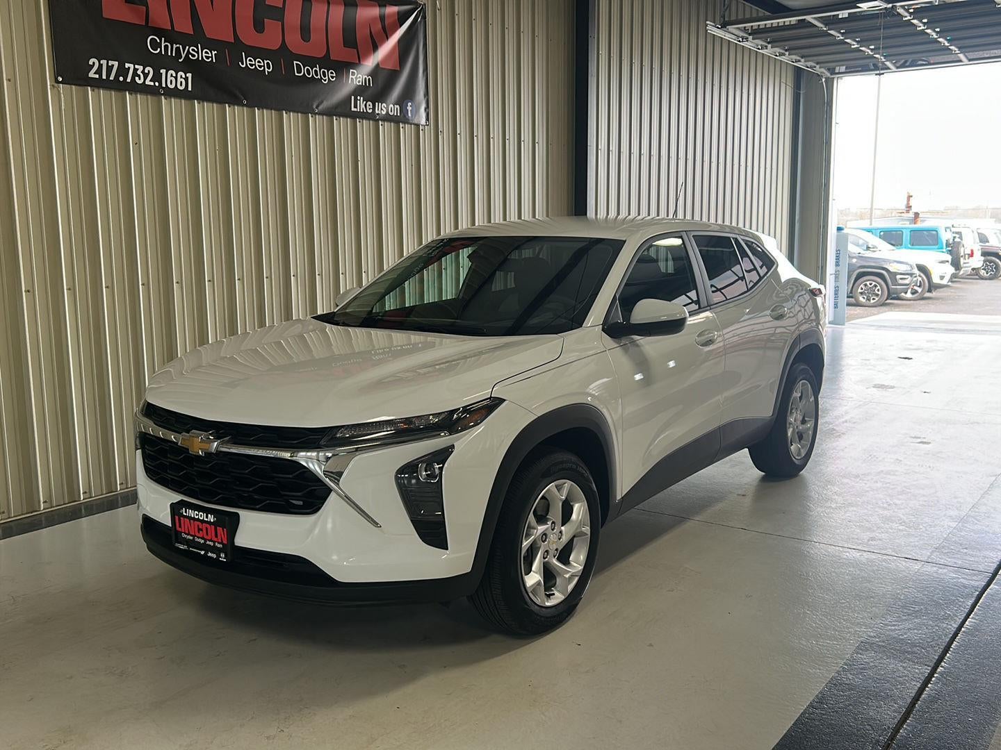 2025 Chevrolet Trax LS