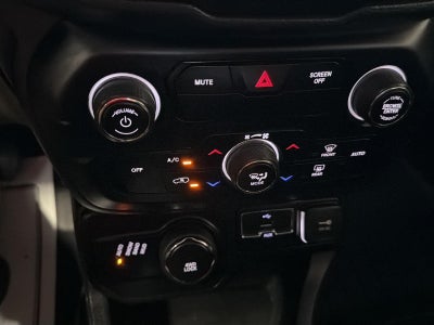 2020 Jeep Renegade Jeepster